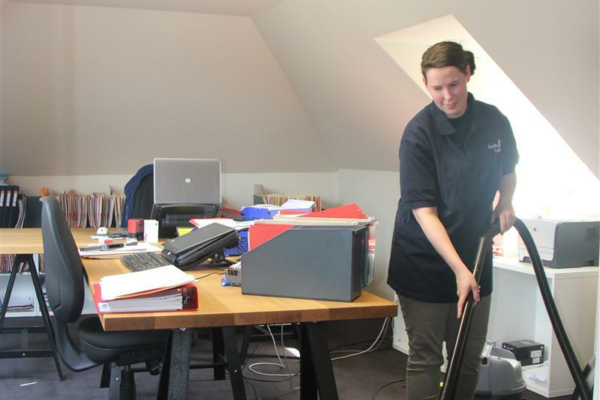 Schoonmaakbedrijf Cleanpoint Schoonmaak administratieve gebouwen